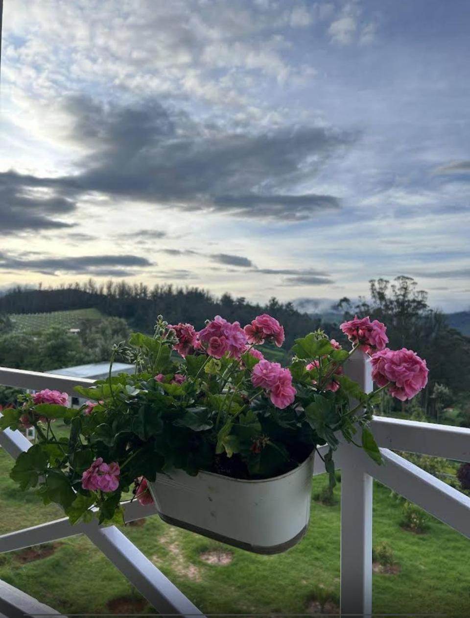 Orchard Valley View Ooty Exteriör bild